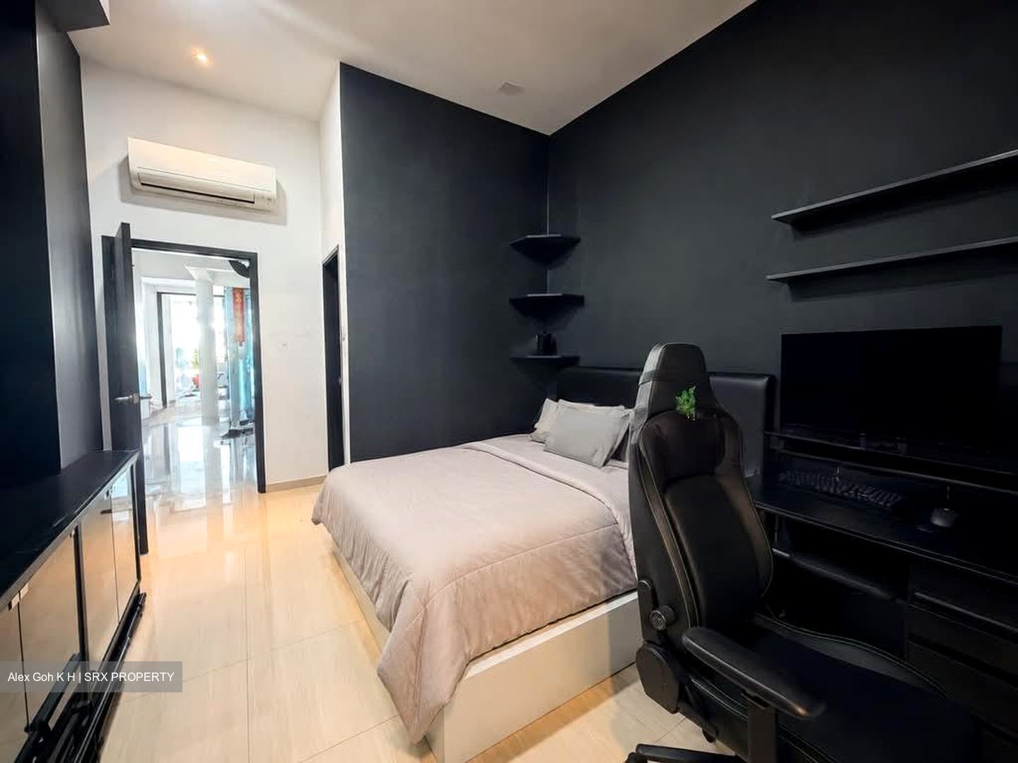 Jalan Anggerek (D13), Terrace #561618461